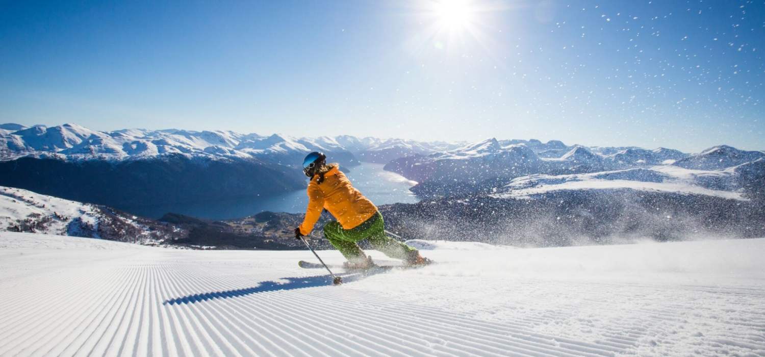 visitnorway-skiing