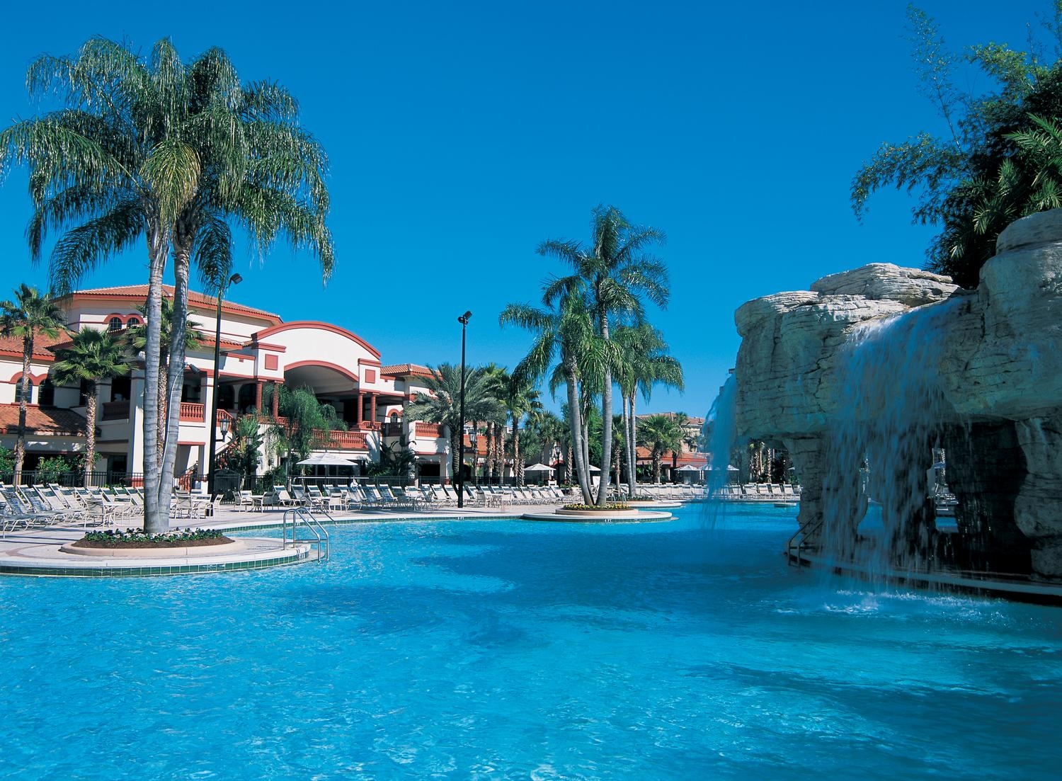 doingorlandoonthe-cheapsvv-pool-shot-photo-from-sheraton