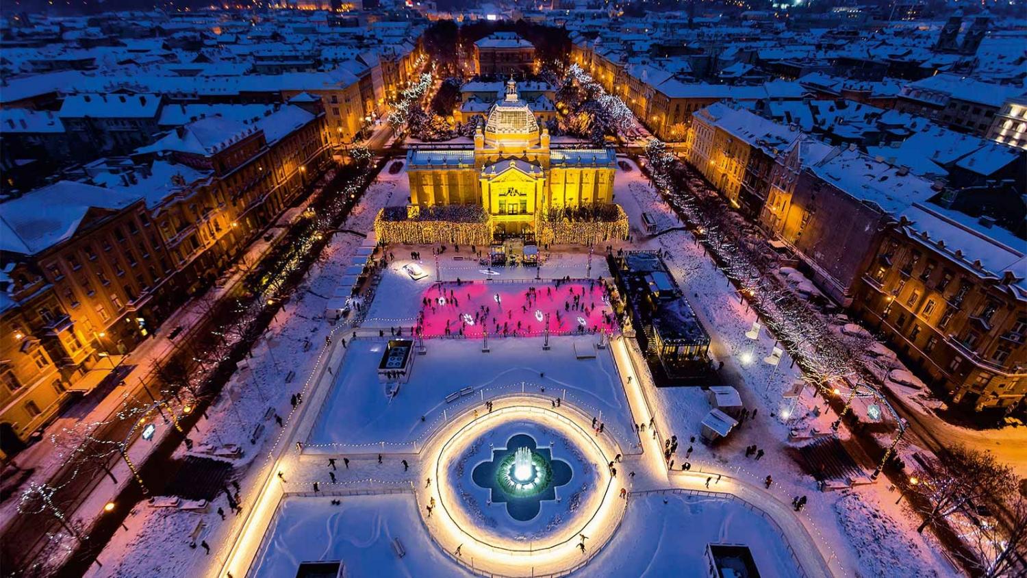 ice-park-from-above-by-night-1-d-rostuhar-592c09b45a849-2-_1