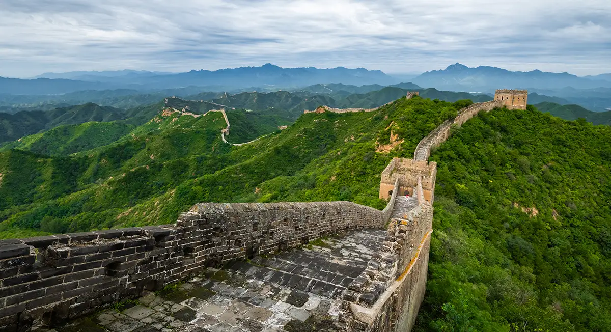 Take-Your-Seat_Great-Wall_header_5418_July-2025
