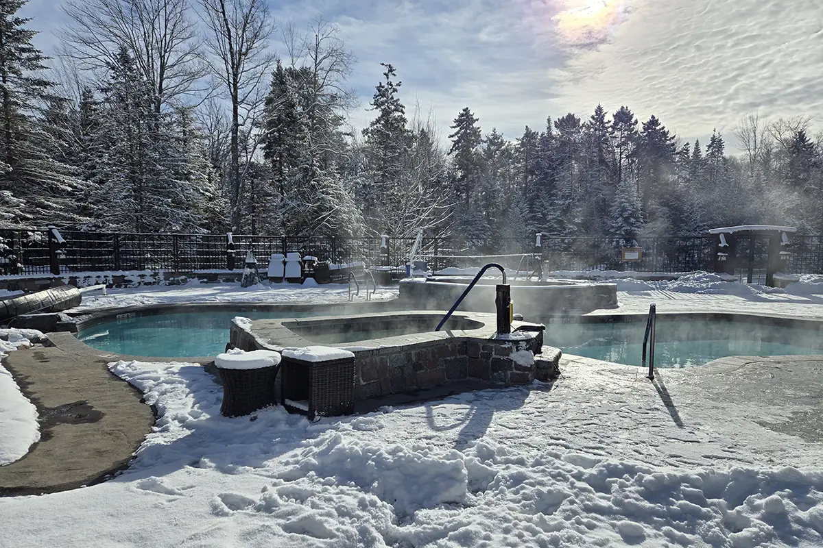 Lake Placid Lodge_outdoor hot tub and swim out pool_Dec 2025