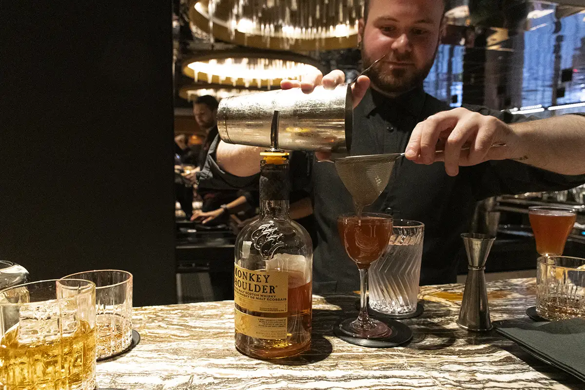 Queen Elizabeth Hotel_Mixology course at Nacarat Bar_Carole Jobin